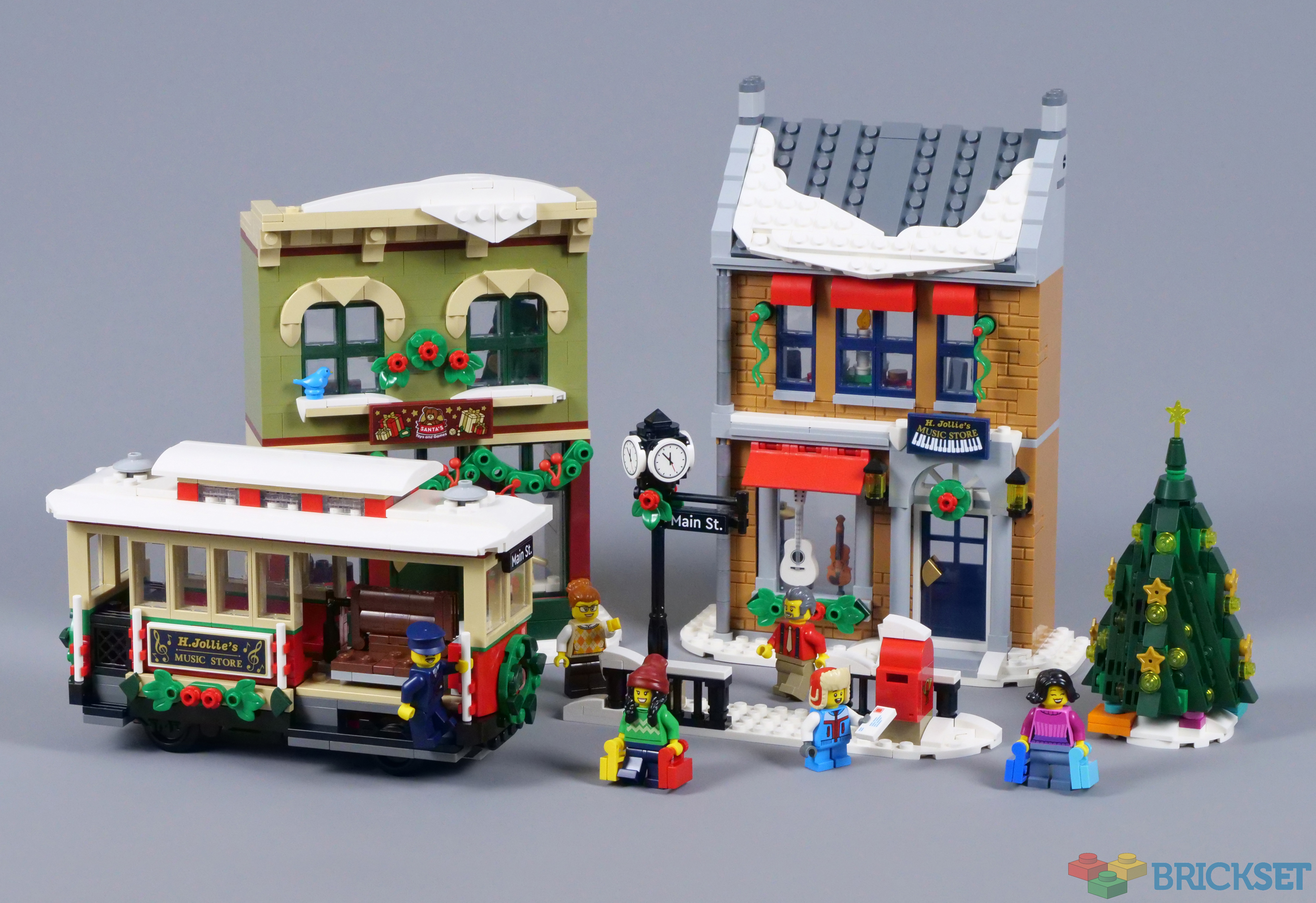 LEGO 10308 Holiday Main Street review | Brickset